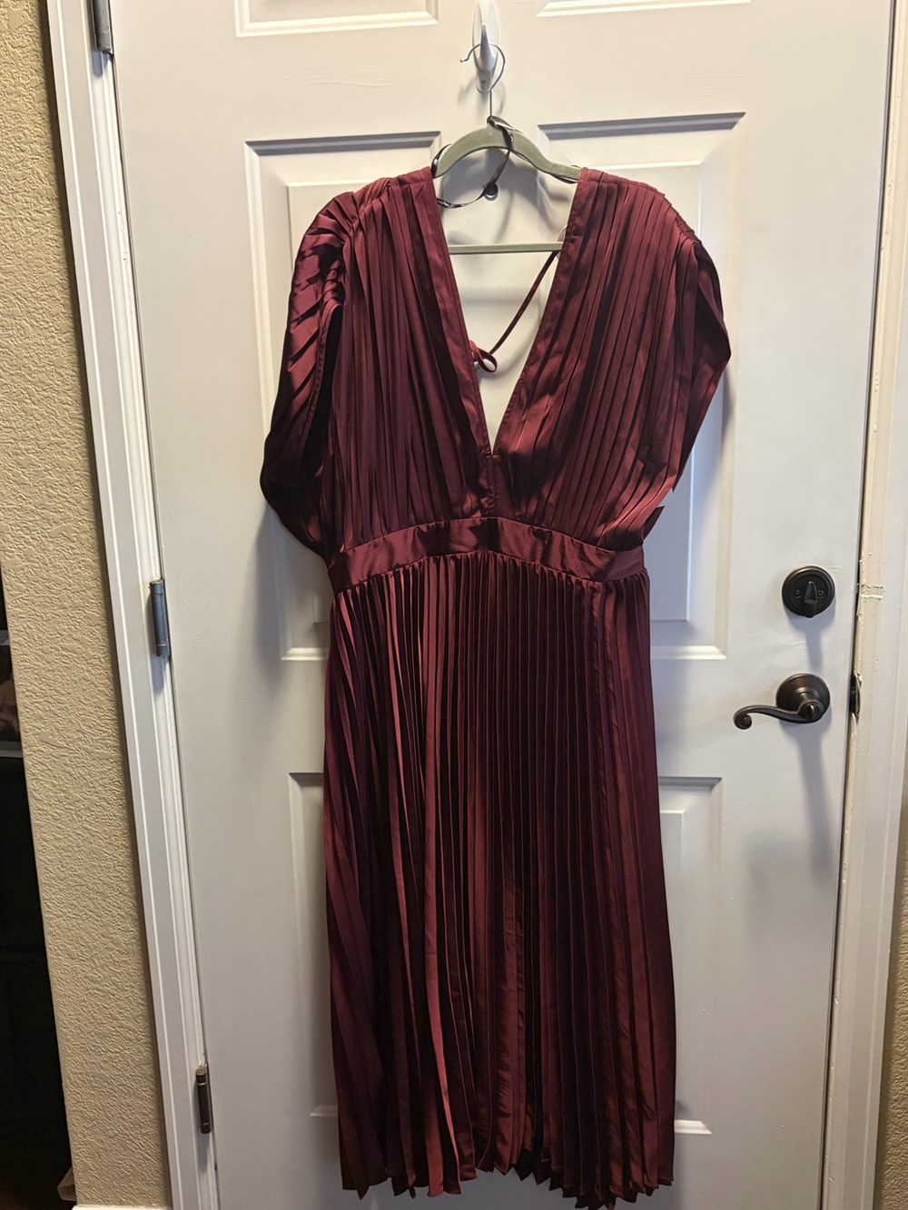 City Chic Burgundy Pleated Midi Dress